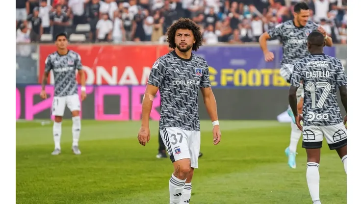 Maximiliano Falcón vuelve tras la expulsión con Everton