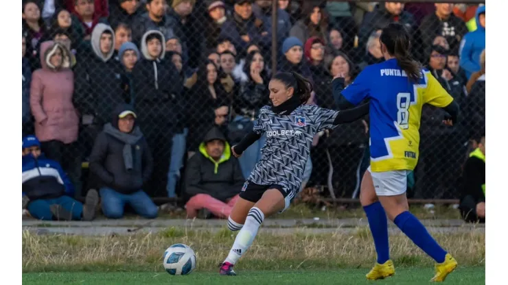 Colo Colo Femenino goleó en un histórico partido