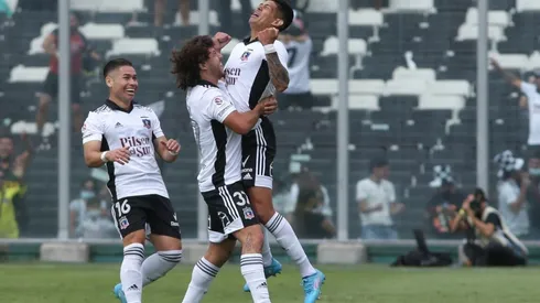 CSD Colo Colo anuncia el cierre del padrón para el Superclásico