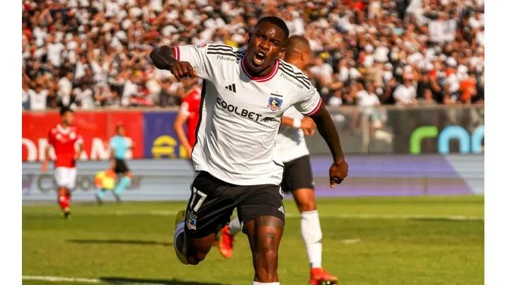 Fabián Castillo calienta el Superclásico con Colo Colo