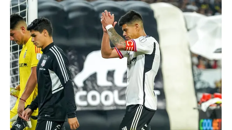 Vera le marca la cancha a Pavez para ser el capitán de Colo Colo.