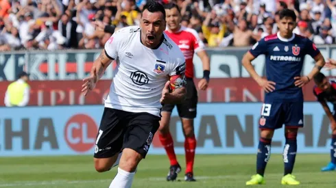 Esteban Paredes conversó del presente de Colo Colo