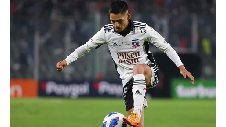 Joan Cruz aún define su situación con Colo Colo.