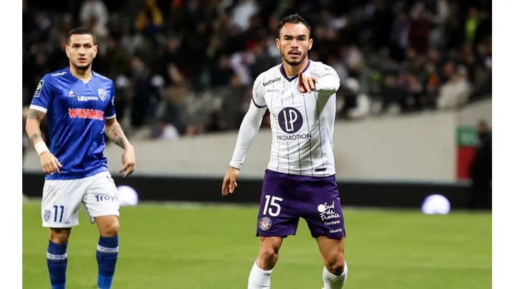 Gabriel Suazo cae con el Toulouse en Francia