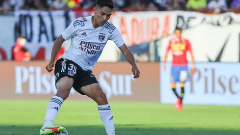 Colo Colo sigue negociando con Joan Cruz