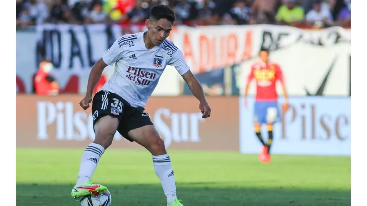 Colo Colo sigue negociando con Joan Cruz