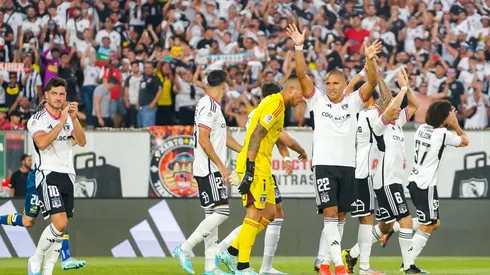 Colo Colo quiere volver a los abrazos junto a sus hinchas.