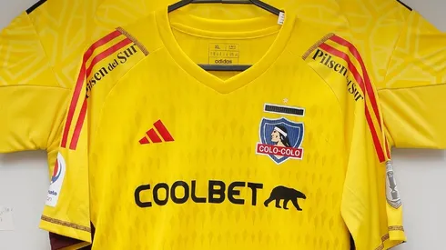 La nueva camiseta de arquero que ocupará Cortés en Colo Colo.
