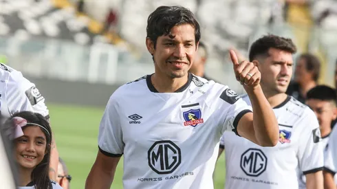 Matías Fernández anuncia su retiro del fútbol.