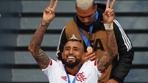 Arturo Vidal se gana los halagos de la prensa en Brasil