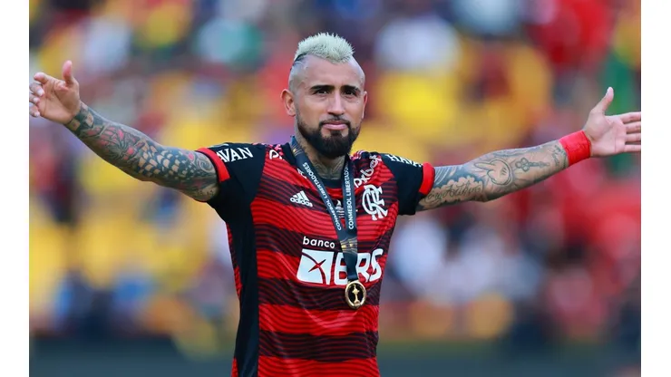 Arturo Vidal no lo está pasando bien en Flamengo.