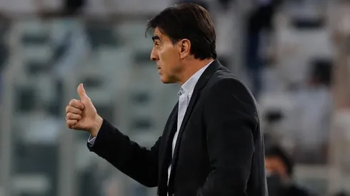 Gustavo Quinteros solo piensa en sumar de a tres ante Ñublense.