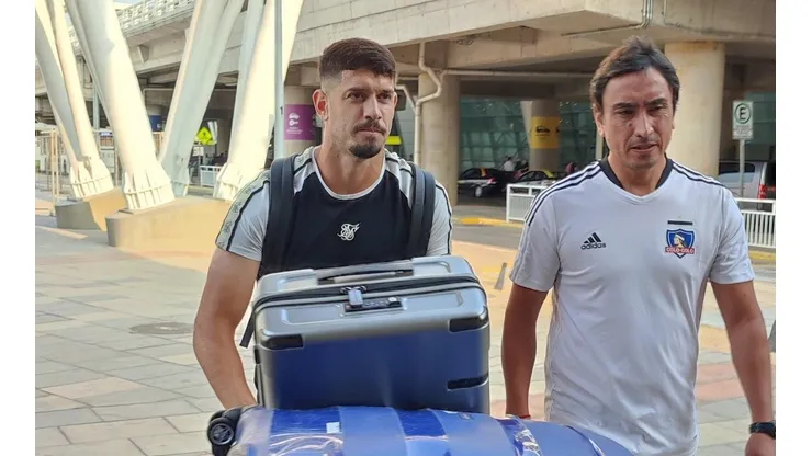 Matías de los Santos llega a Chile para ser refuerzo de Colo Colo.