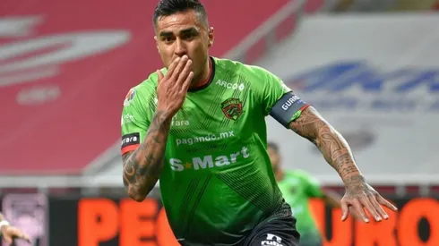 Darío Lezcano ya puede firmar en Colo Colo