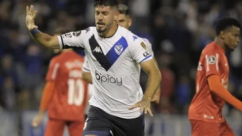 Matías de los Santos entrena con Colo Colo