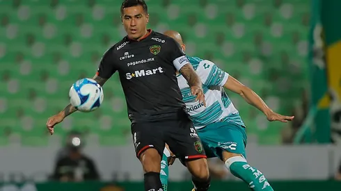 Exdefensor paraguayo de Colo Colo le tiene fe ciega a Darío Lezcano.