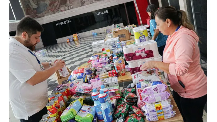 Los centro de acopio para ir en ayuda de los afectados por los incendios