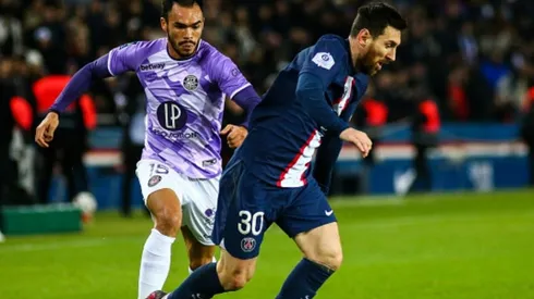 Gabriel Suazo ingresó al minuto 71 en la derrota de su equipo contra el PSG.