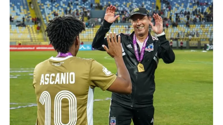 Luis Mena valora el mercado de pases en Colo Colo Femenino