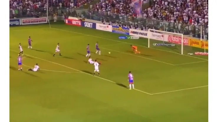 Juan Martín Lucero entregó su primera asistencia en Brasil