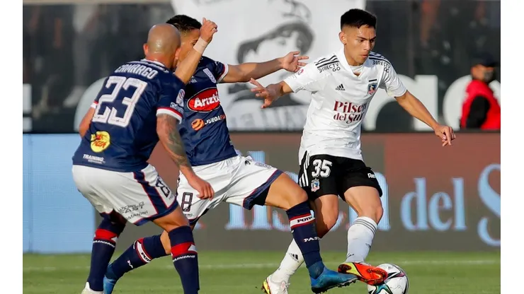 Barti dispara contra la dirigencia de Colo Colo por el caso de Joan Cruz.