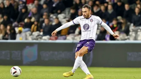 Madre de Gabriel Suazo se emocionó ante el debut como titular de su hijo