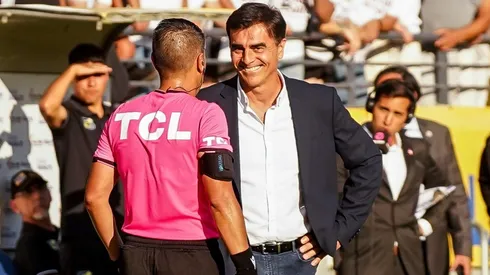Gustavo Quinteros lanza advertencia al arbitraje