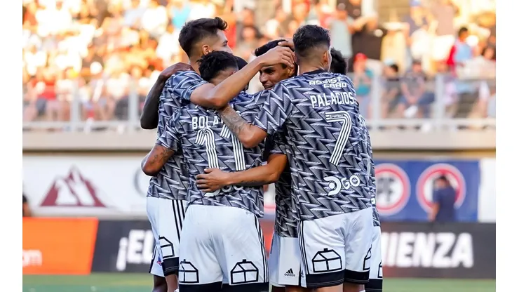 En Colo Colo aprueban la llegada de un nuevo lateral derecho.