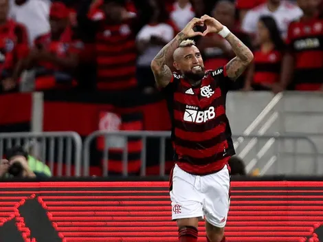 Vidal busca reconquistar a hinchas del Fla por sus dichos a Colo Colo