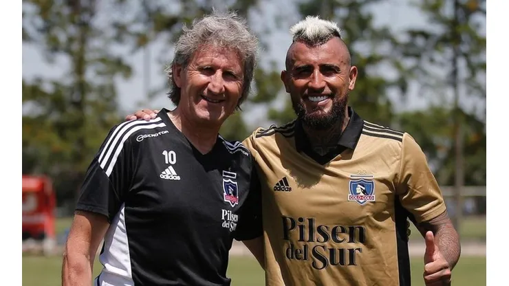 Arturo Vidal vuelve a hacerle ojitos a Colo Colo.
