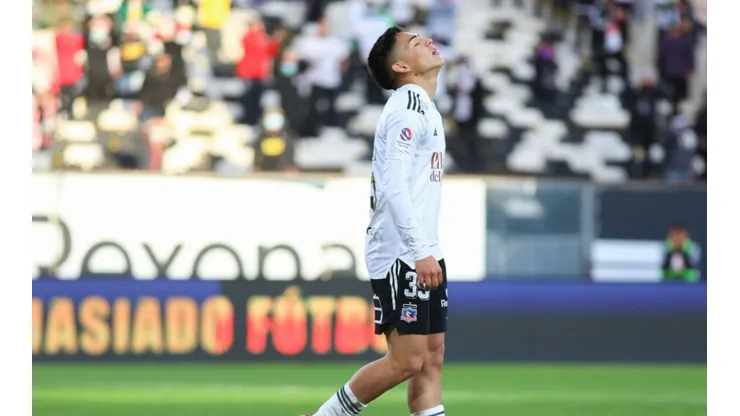 Colo Colo y una nueva polémica con los contratos