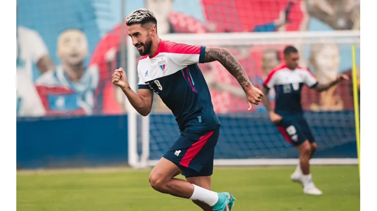 Juan Martín Lucero puede estrenarse este domingo por la Copa del Nordeste.