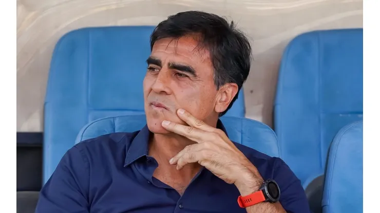 Gustavo Quinteros sueña con cerrar el plantel de Colo Colo
