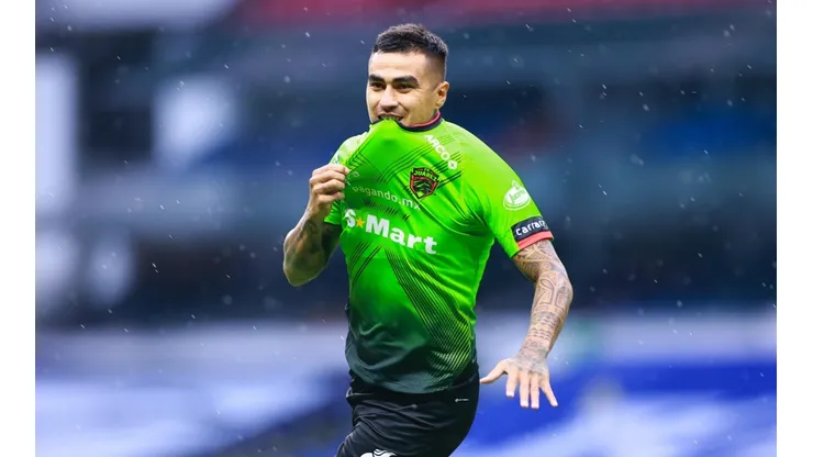 Histórico delantero de Colo Colo le pone todas sus fichas a Darío Lezcano.