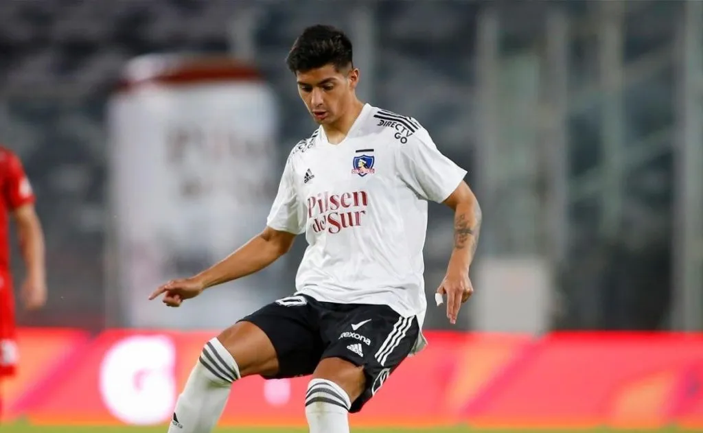 Colo Colo aún tiene el 40% del pase de Williams Alarcón.