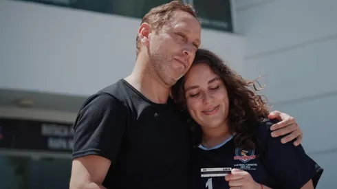 Luis Mena y su hija, Catalina, participaron en el nuevo video del CSD Colo Colo