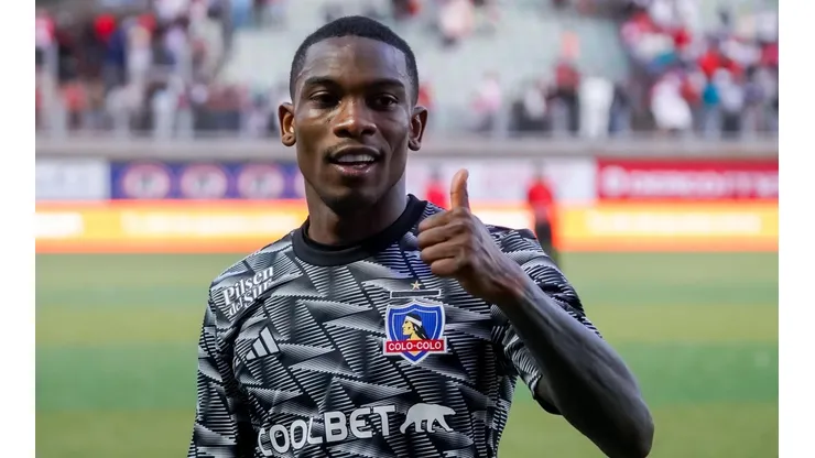 Fabián Castillo puede tener su primer partido como titular en Colo Colo.