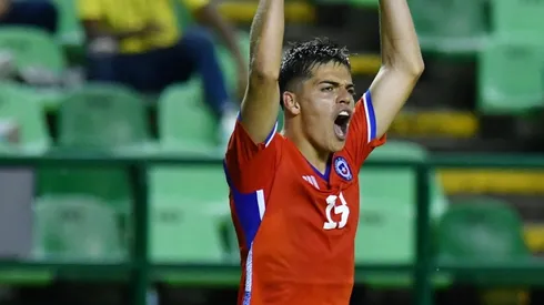 Vicente Conelli es el delantero titular de la Roja sub 20.