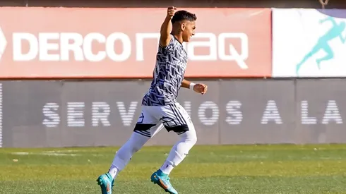 Jordhy Thompson abrió la cuenta en Copiapó.