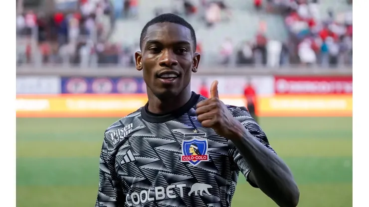 Fabián Castillo anotó un gol en su debut con Colo Colo.