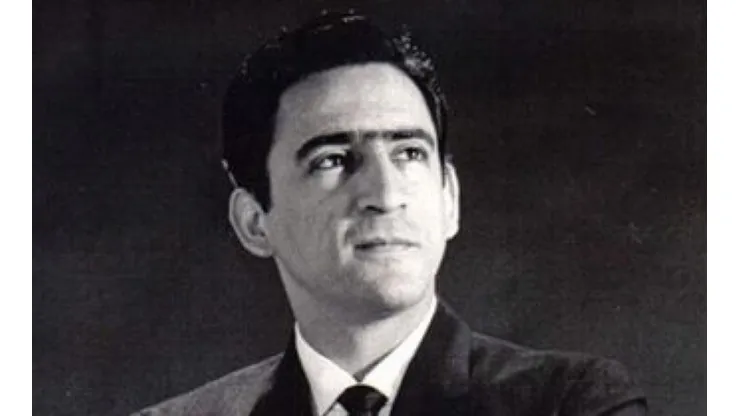 Mario Barrientos entonó el himno de Colo Colo en 1953