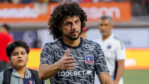 Maximiliano Falcón es pura alegría tras el triunfo de Colo Colo.