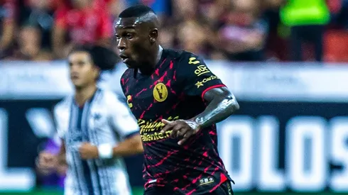 Fabián Castillo llegará a Colo Colo.