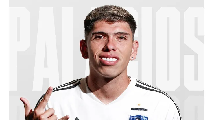 Colo Colo confirma a Carlos Palacios como el quinto refuerzo.