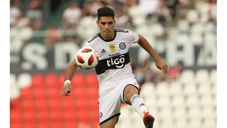 Agente de Brian Montenegro sostiene que hay principio de acuerdo con Colo Colo