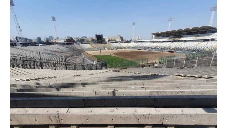 Estadio Monumental y su nuevo pasto