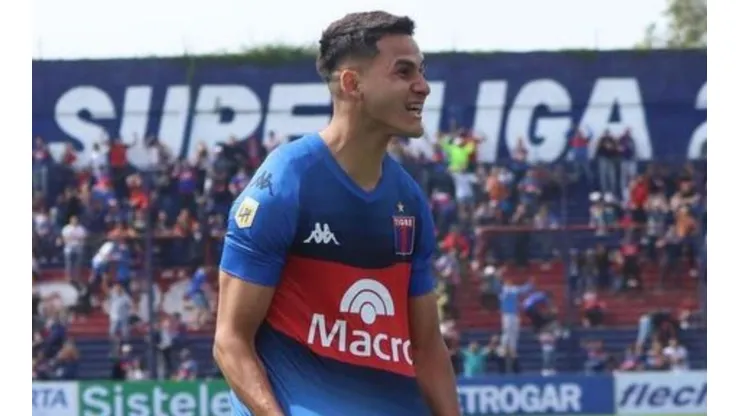 Blas Armoa seguirá en el fútbol argentino.