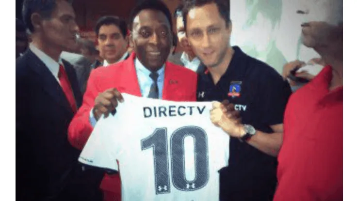 El día que Mena conoció a Pelé: “Colo Colo es equipo más conocido en Brasil”.