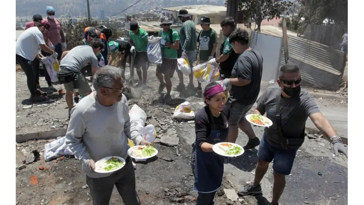 Las ollas comunes abundan en Viña del Mar tras los incendios