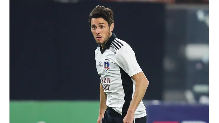 Marco Rojas forma parte del primer grupo que se presentó en Clínica Meds.